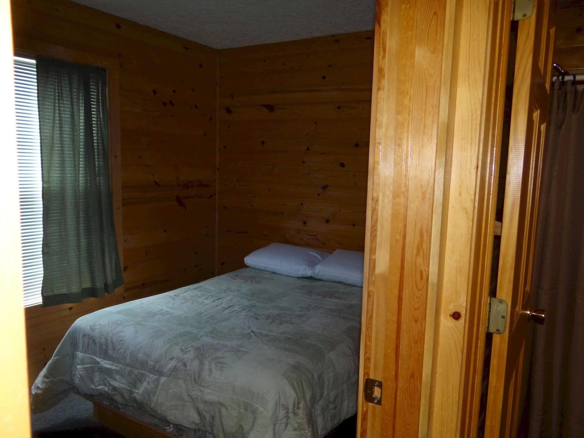 Sunset Resort Prudenville Екстер'єр фото