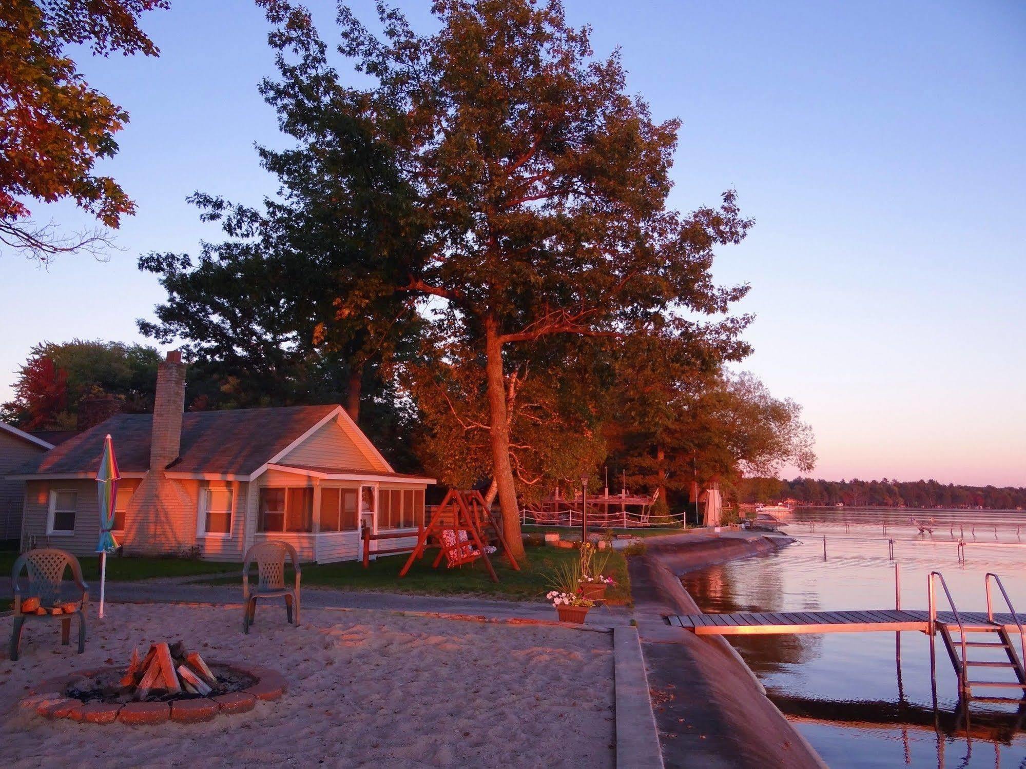 Sunset Resort Prudenville Екстер'єр фото